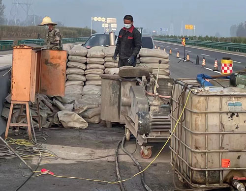 呼和浩特高速路病害处理